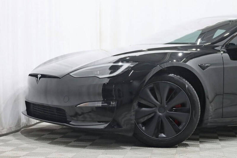 2023 Tesla Model S Plaid