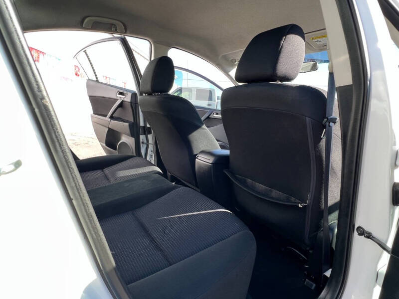 2012 Mazda MAZDA3 i Touring