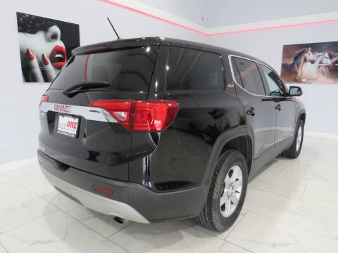 2017 GMC Acadia SLE-1