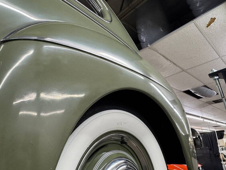 1941 Ford Super Deluxe