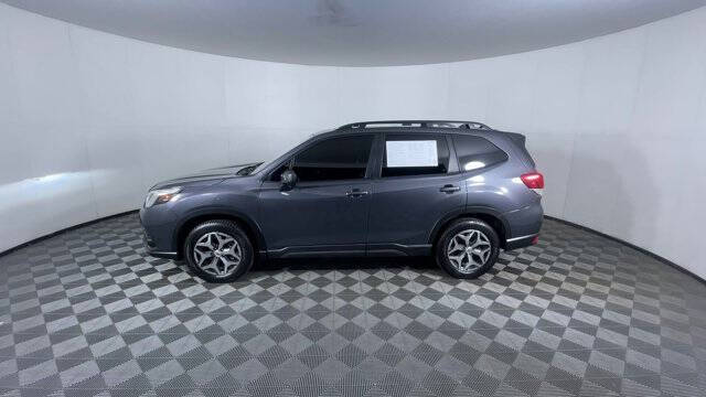 2022 Subaru Forester Premium