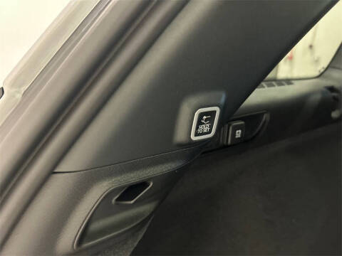 2025 Jeep Grand Cherokee Overland