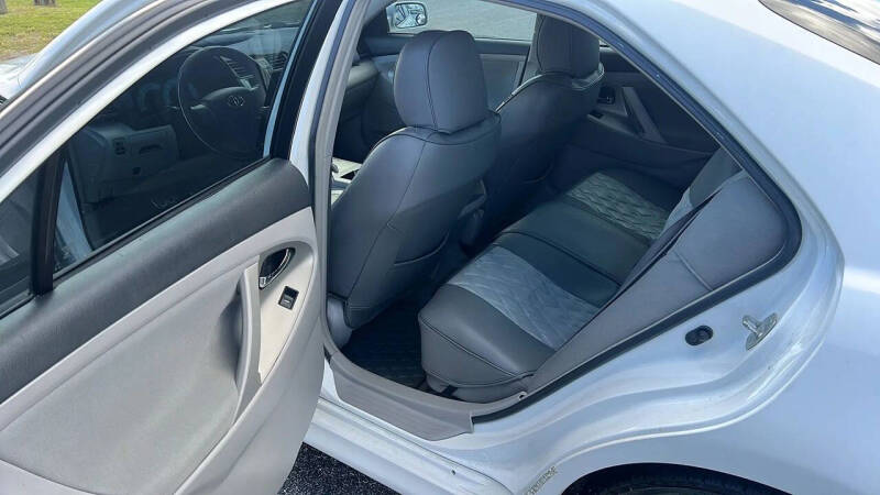 2011 Toyota Camry SE