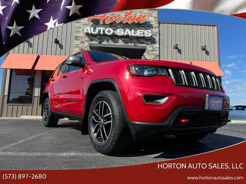 2017 Jeep Grand Cherokee for sale at HORTON AUTO SALES, LLC in Linn MO