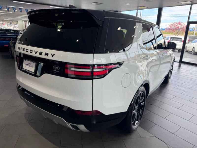 2020 Land Rover Discovery Landmark Edition