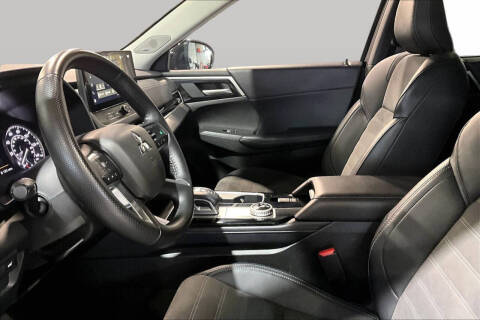 2025 Mitsubishi Outlander