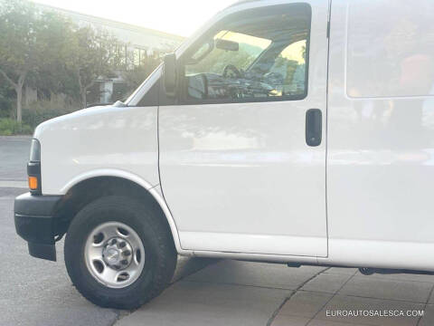 2021 Chevrolet Express 2500
