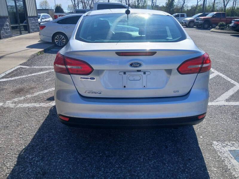 2017 Ford Focus SE