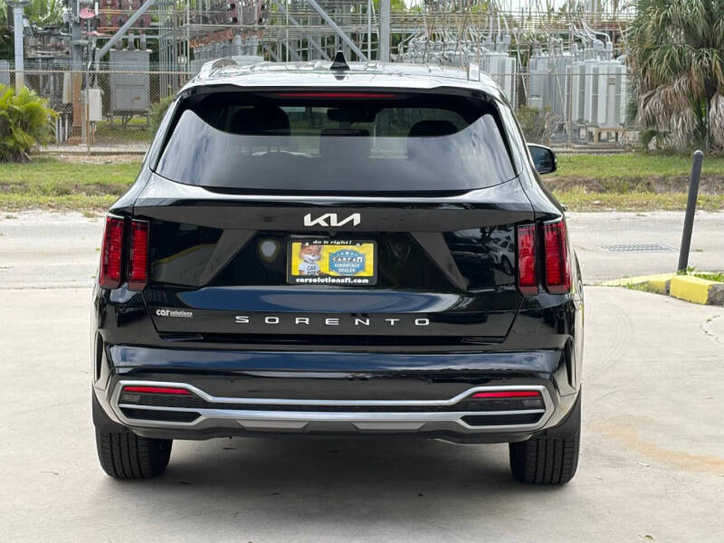 2022 Kia Sorento S