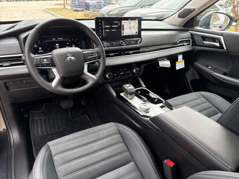 2026 Mitsubishi Outlander SE