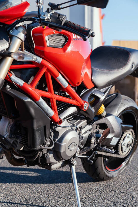 2013 Ducati Monster 1100 EVO