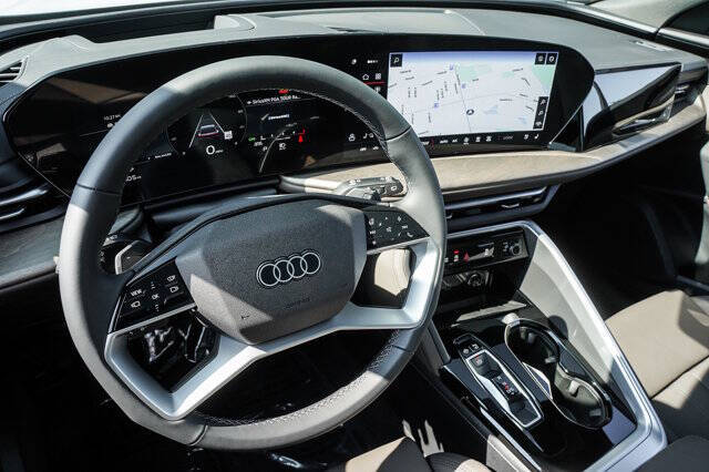 2025 Audi Q5 quattro Premium Plus TFSI