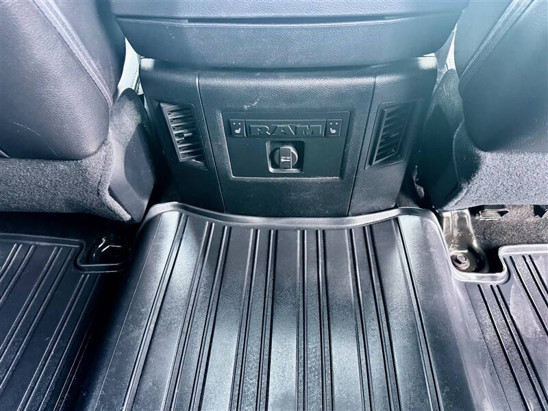 2016 RAM 1500 Laramie