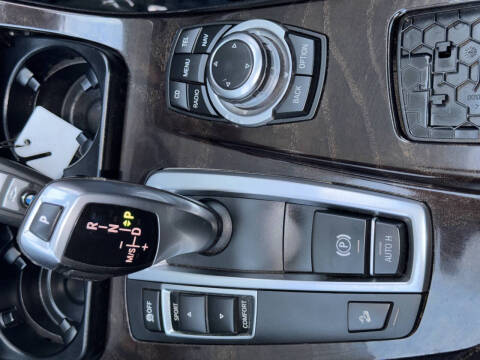 2012 BMW 5 Series 528i xDrive