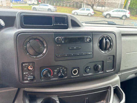 2011 Ford E-Series E-250