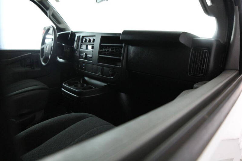 2019 GMC Savana 2500