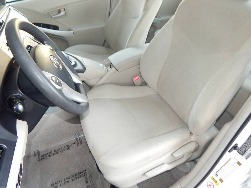 2011 Toyota Prius Two