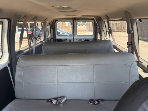 2001 Ford E-Series E-350 SD XL