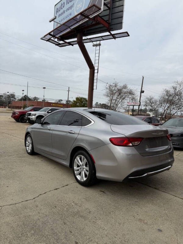 2015 Chrysler 200 Limited