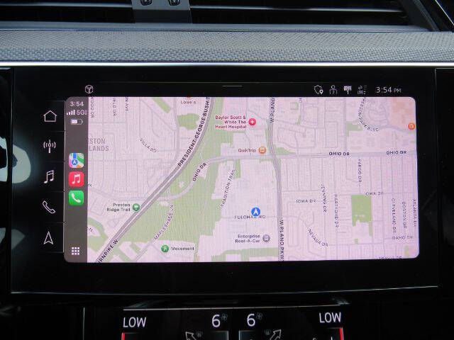 2022 Audi e-tron S quattro Prestige