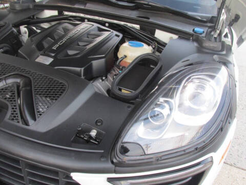 2017 Porsche Macan S