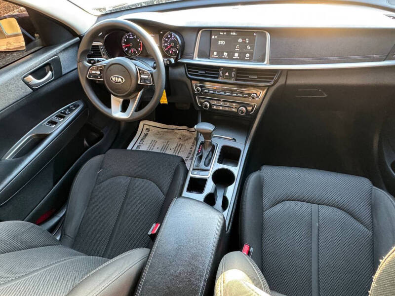 2020 Kia Optima LX