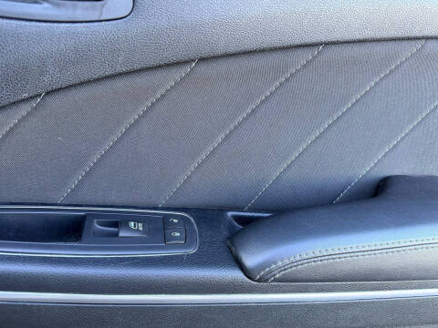 2015 Dodge Charger SXT