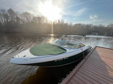 2000 Sea Ray Signature series 210BR