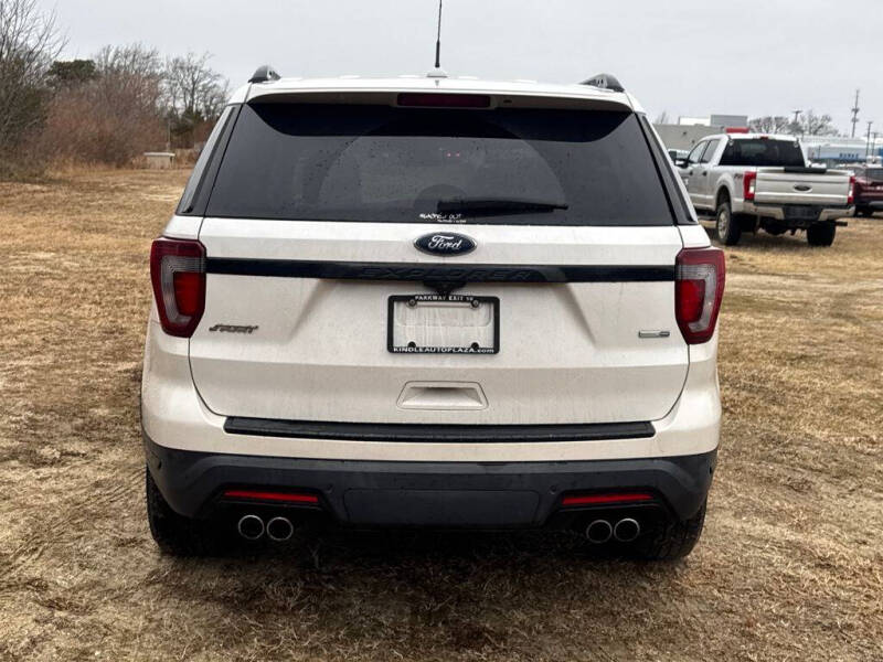 2018 Ford Explorer Sport