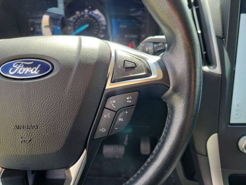 2023 Ford Edge SEL