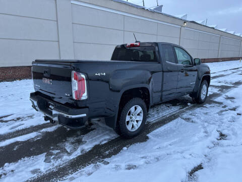 2017 GMC Canyon SLE
