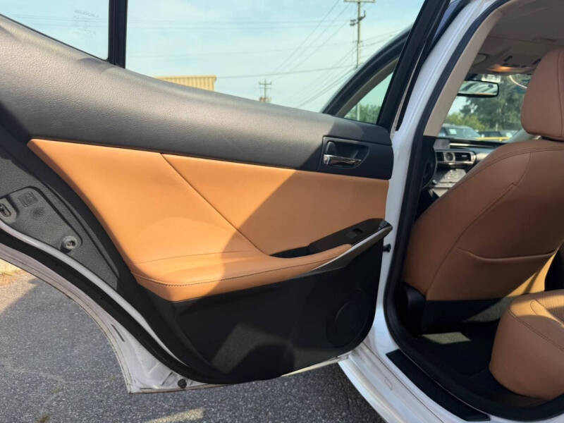 2016 Lexus IS 200t