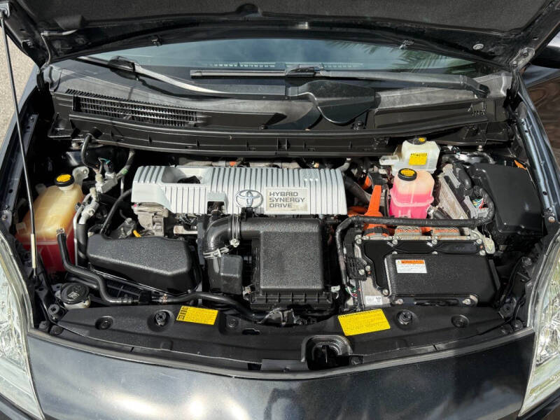 2014 Toyota Prius Two