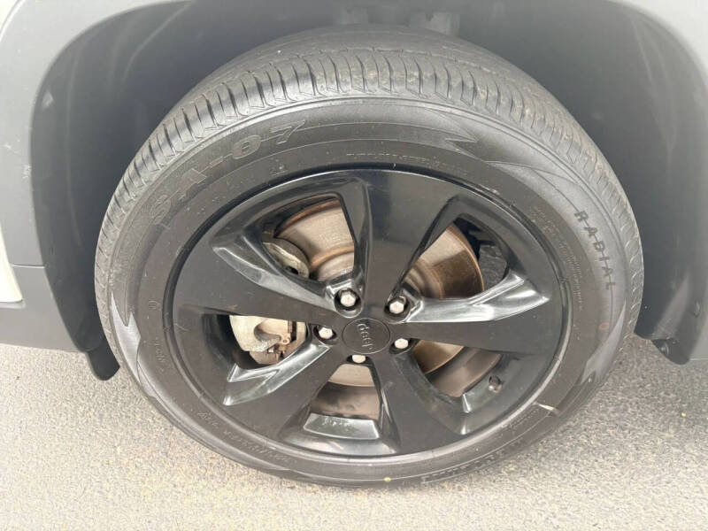 2019 Jeep Cherokee Altitude