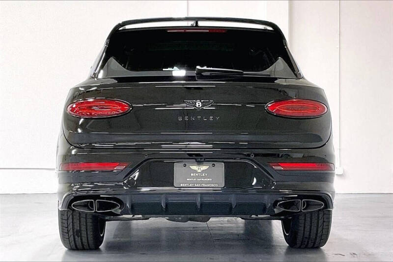 2025 Bentley Bentayga