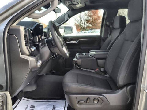 2026 GMC Sierra 1500 Elevation Standard