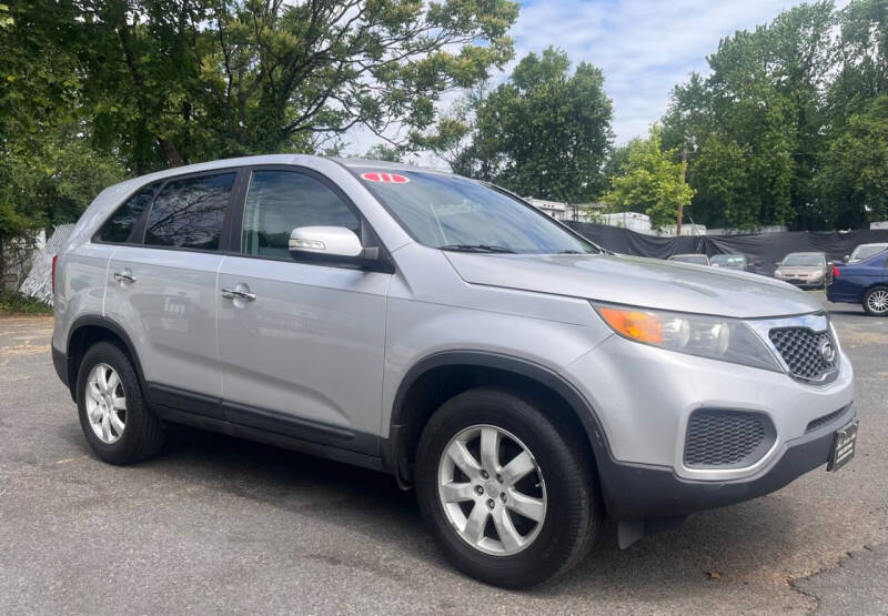 2011 Kia Sorento for sale at PARK AVENUE AUTOS in Collingswood NJ