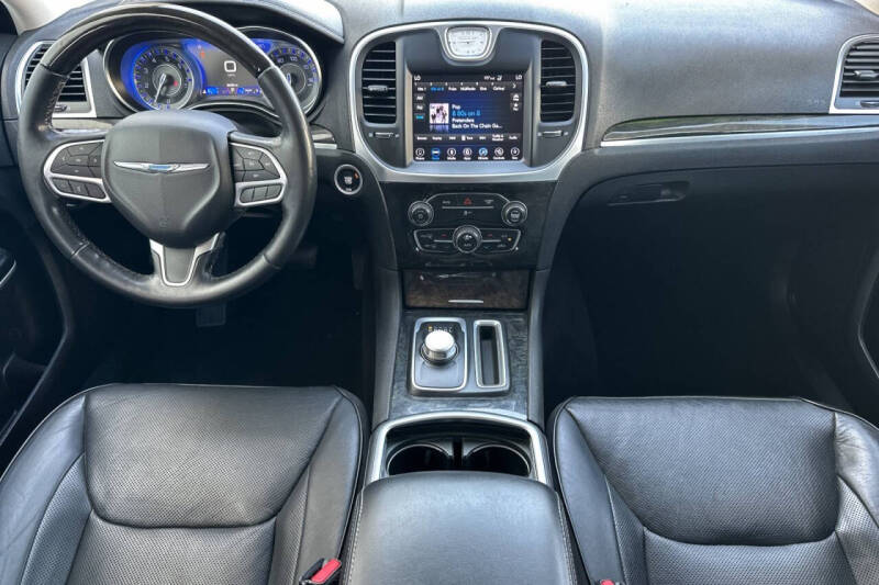 2019 Chrysler 300 Limited