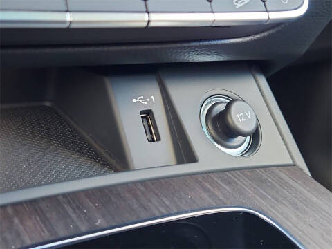 2024 Audi Q5 e quattro S line Premium 55 TFSI