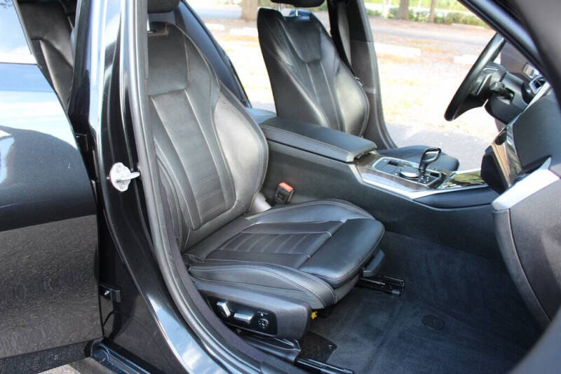 2021 BMW 3 Series 330i