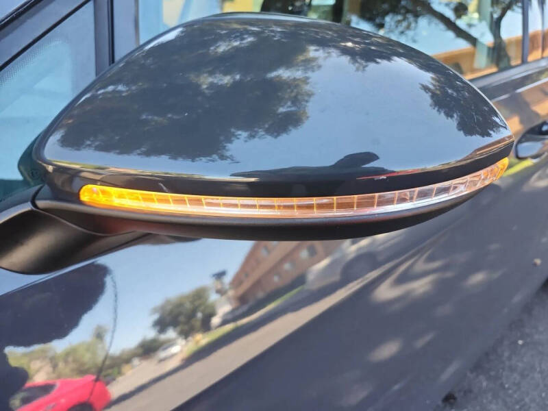 2016 Volkswagen e-Golf SE