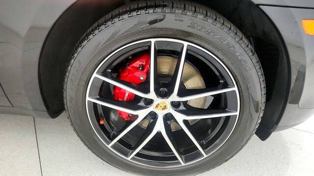 2024 Porsche Macan S