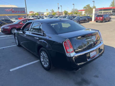 2013 Chrysler 300 C