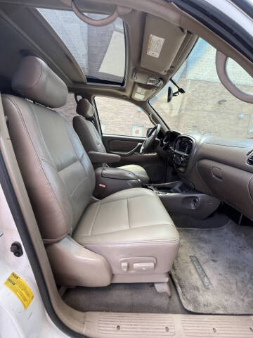 2004 Toyota Sequoia Limited