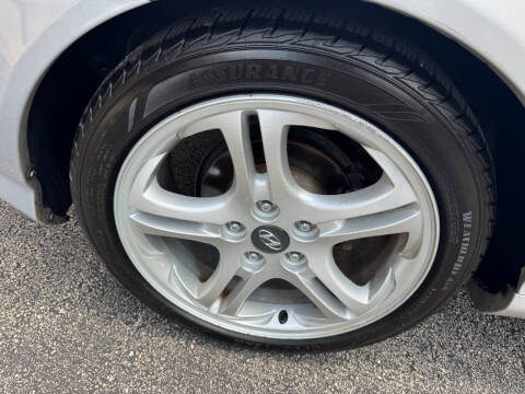 2004 Hyundai Tiburon GT V6