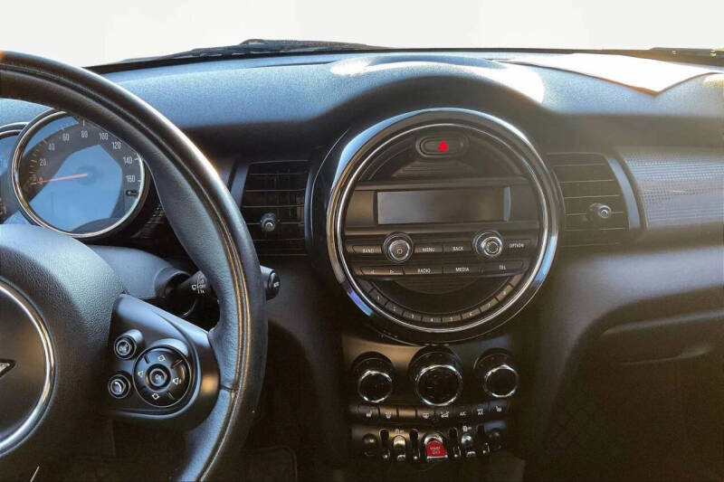 2015 MINI Hardtop 2 Door Cooper