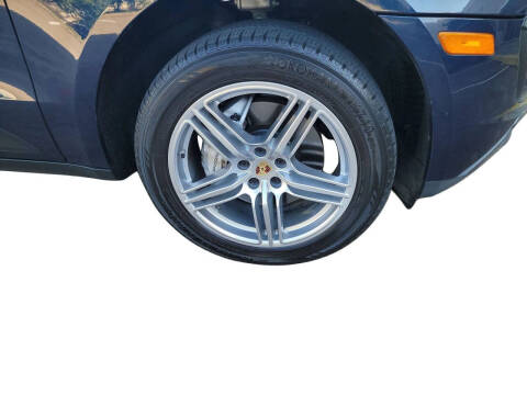 2015 Porsche Macan S