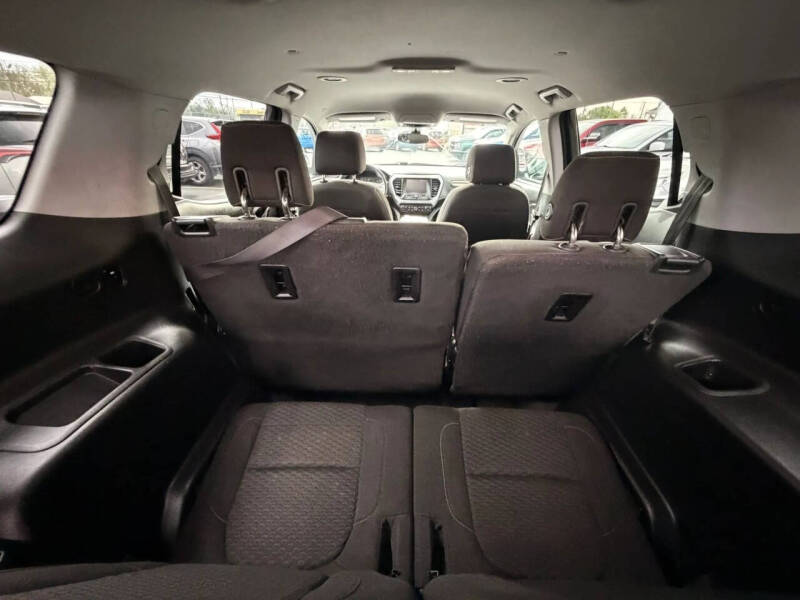 2017 GMC Acadia SLE-1