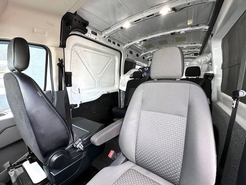 2023 Ford Transit