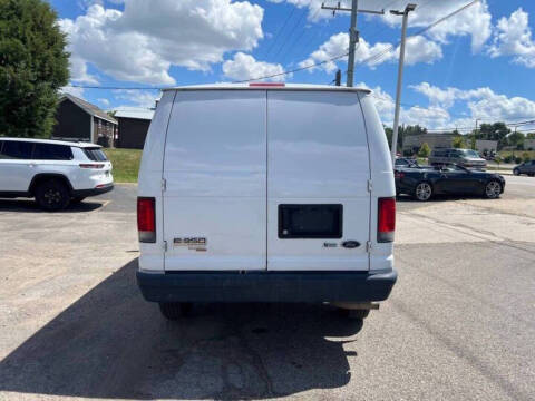 2014 Ford E-Series E-350 SD